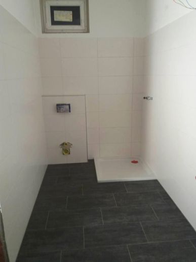 Badsanierung Fliesenlege-Arbeiten